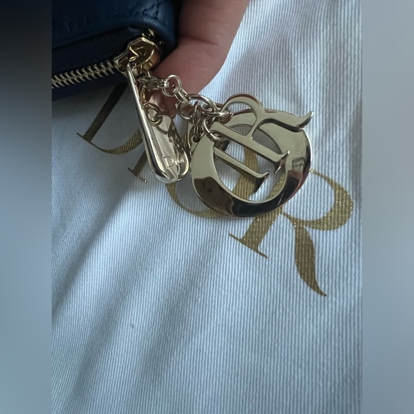 Lady Dior Voyageur Wallet - Picture 5 of 7